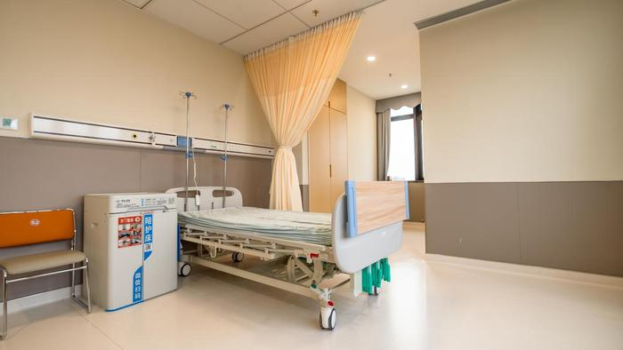 醫(yī)院開(kāi)荒保潔